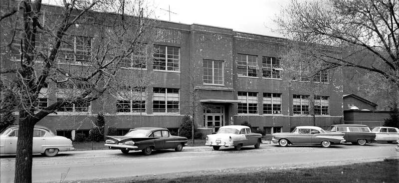 Chamberlain Grade School