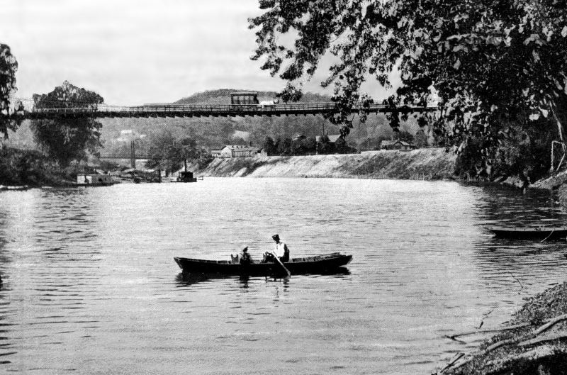 Elk River Suspension Bridge