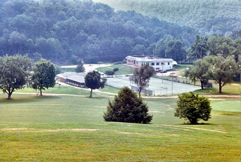 Meadowbrook Country Club