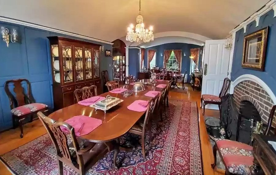 Mount Vernon Dairy mansion