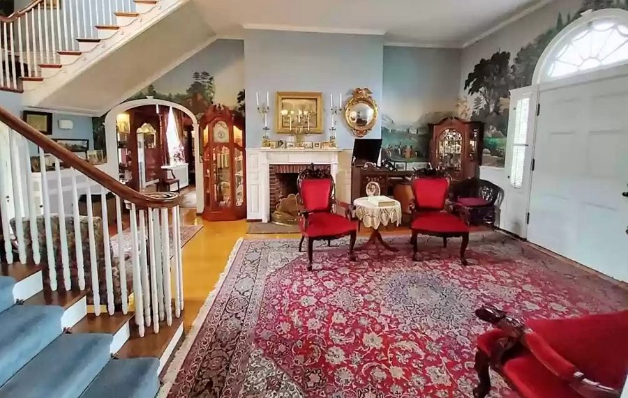 Mount Vernon Dairy mansion