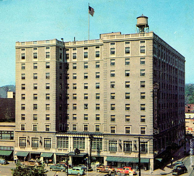 Daniel Boone Hotel