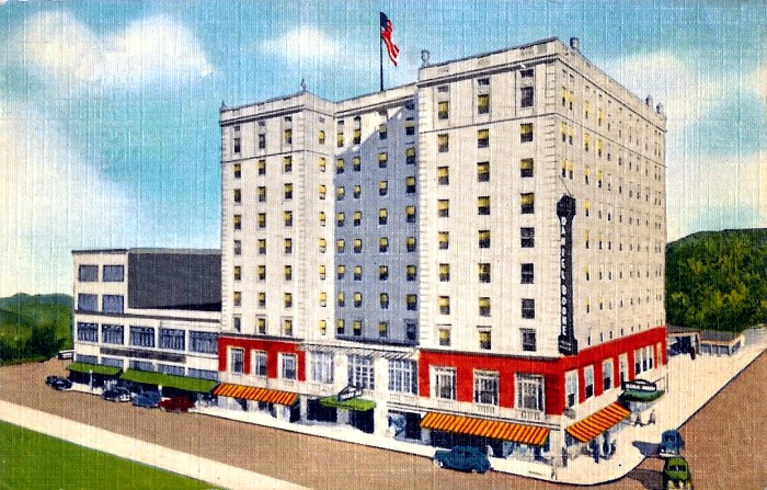 Daniel Boone Hotel