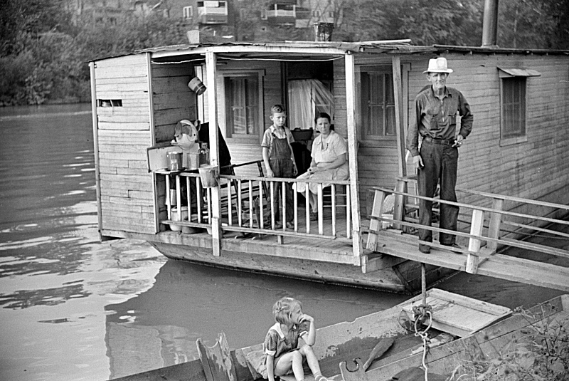 Riverboat Shanty