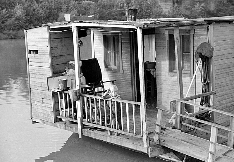 Riverboat Shanty