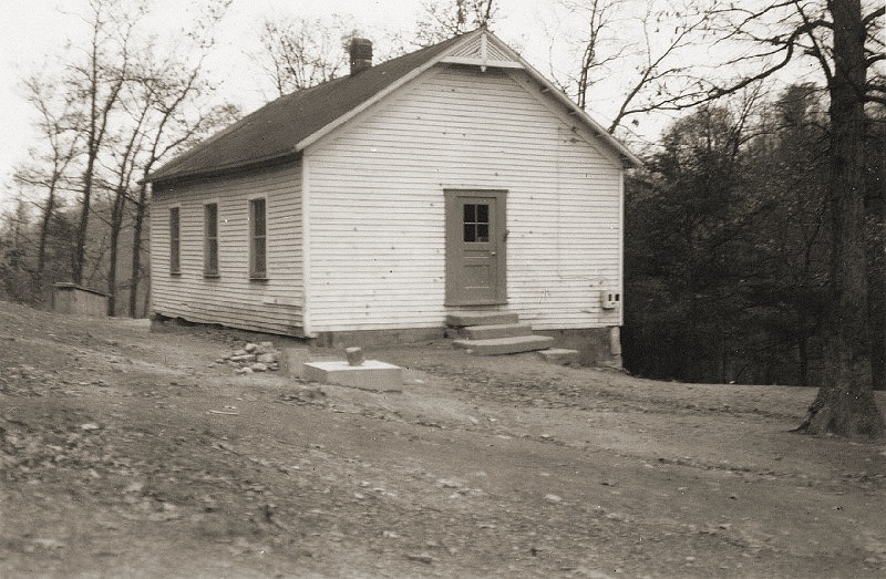 Walnut Gap School