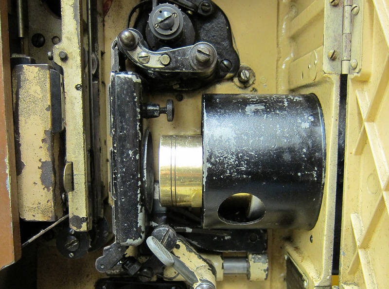 Peerless carbon arc projector
