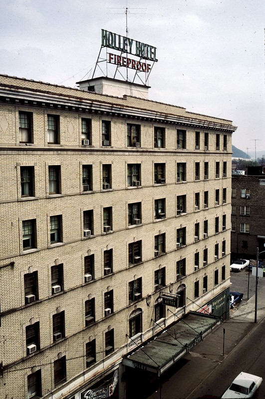Holley Hotel